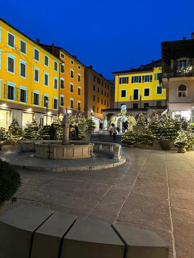 Fiore In Centro Riva Apartment Exterior photo