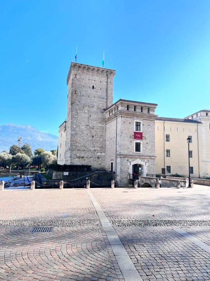 Fiore In Centro Riva Apartment Exterior photo